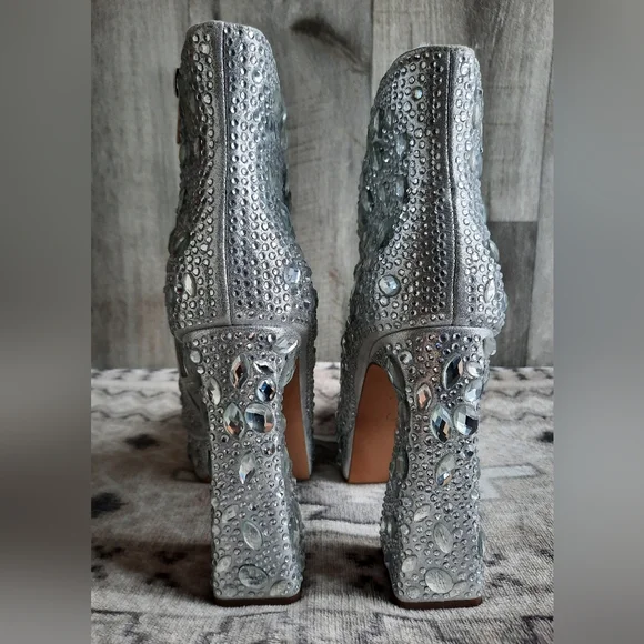 NIB sz6.5 Dollyi Crystal 💎 Jessica Simspon Embellished Platform Heel Boots - Picture 2 of 14